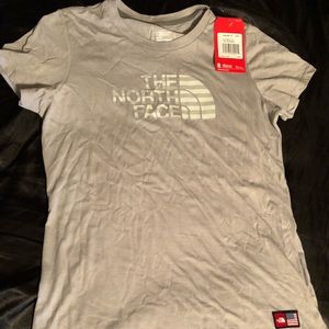 North Face gray soft Medium slim fit shirt NWT